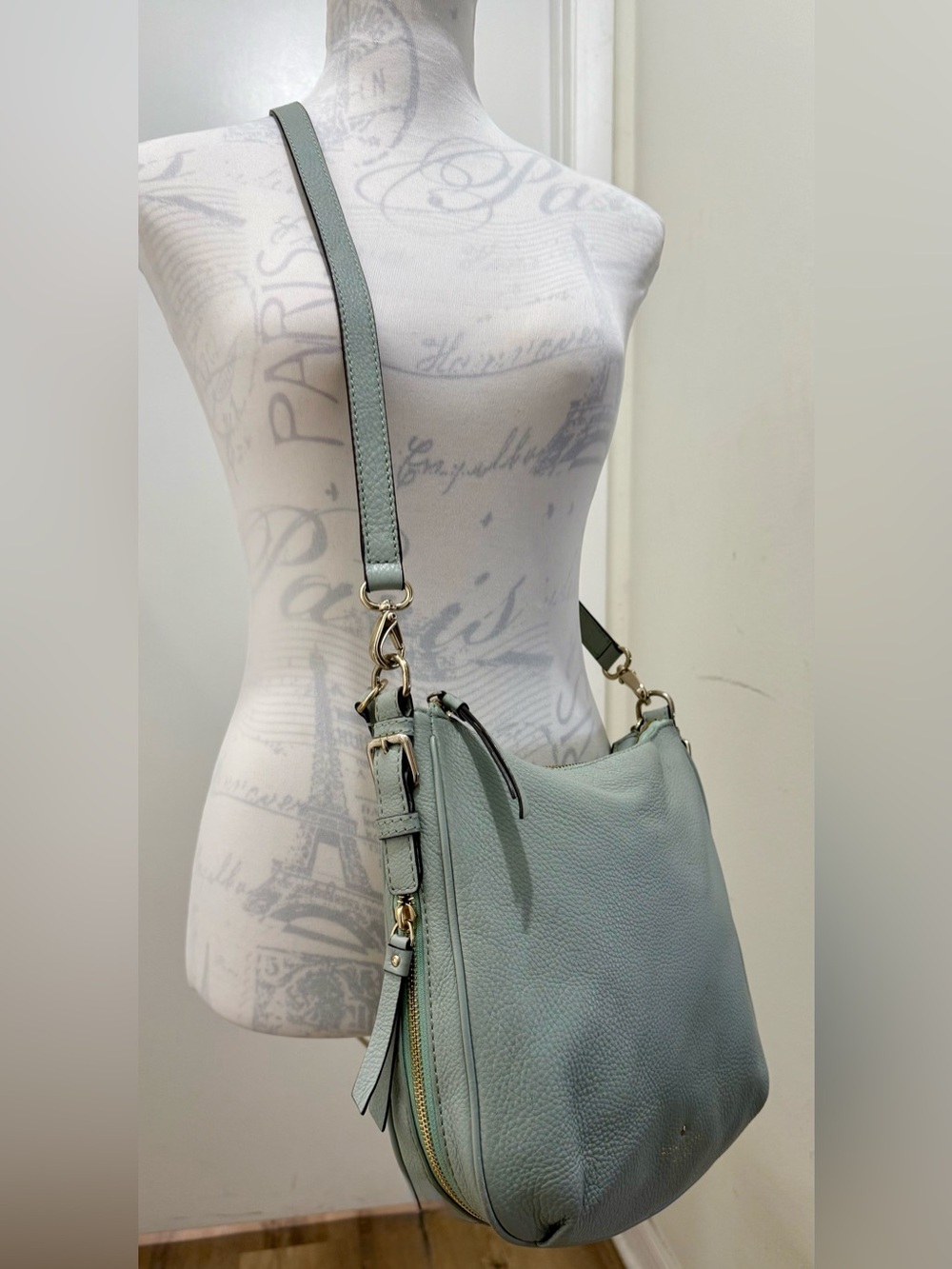 KATE SPADE Leather Cobble Hill Expandable Ella Crossbody/Shoulder bag Mint Green - Picture 3 of 16
